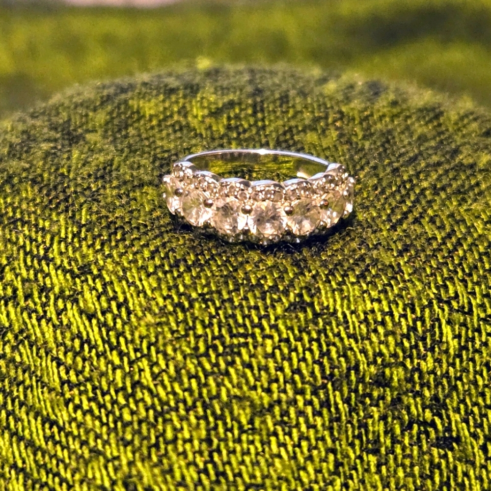 Diamond ring